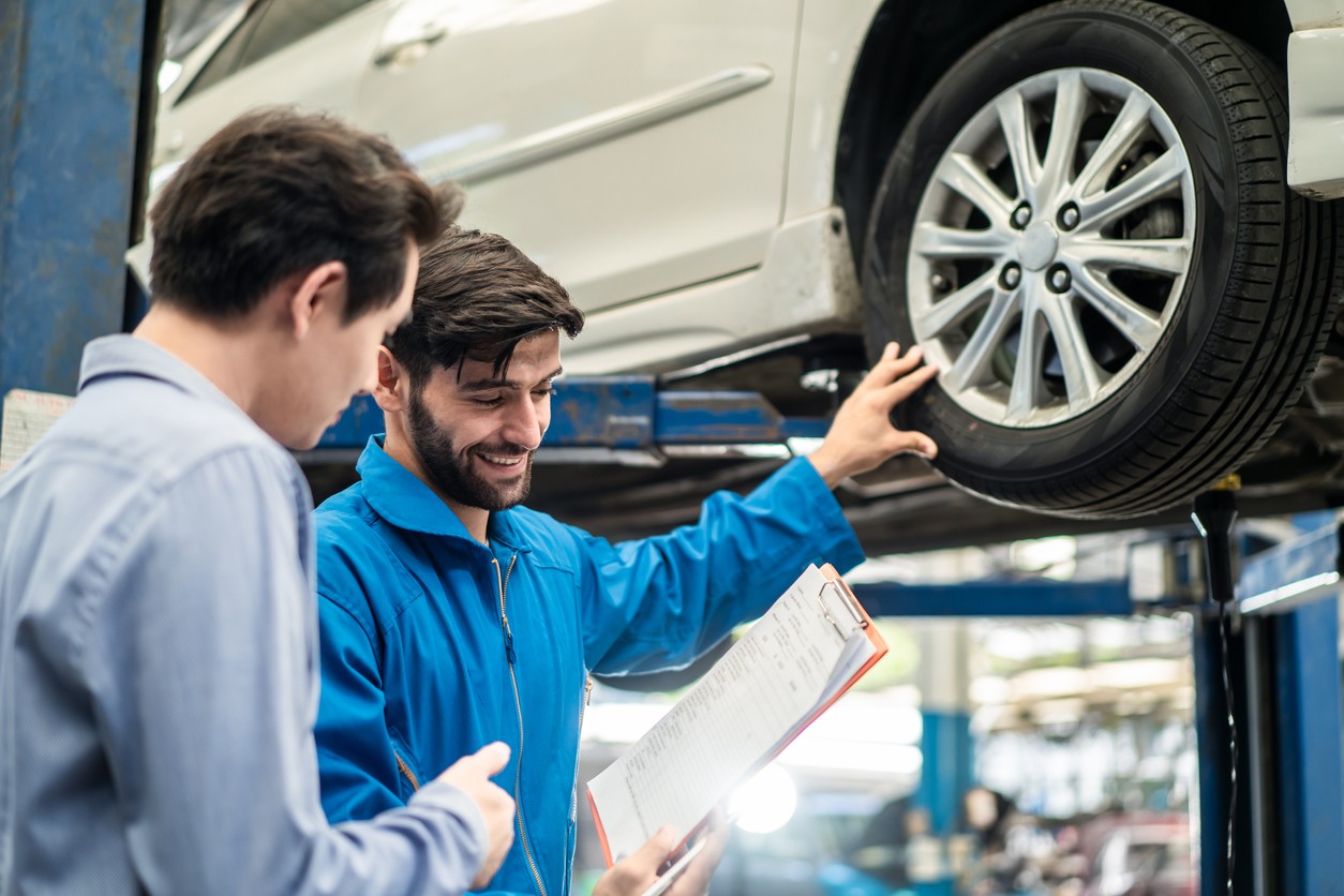What Are the Benefits of Hiring a Car Dealership Cleaning Service?